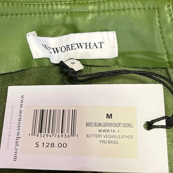 NEW WeWoreWhat Green Basic Faux Vegan Leather Short Overall Romper Jumpsuit M - Picture 7 of 11